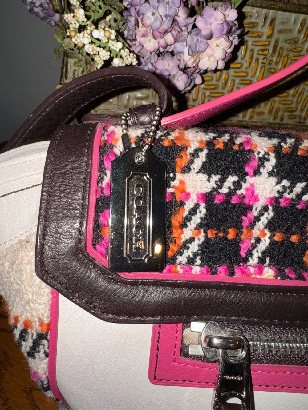 COACH Legacy Tweed & Leather Multicolor Turn-lock w/Dust-bag - EUC